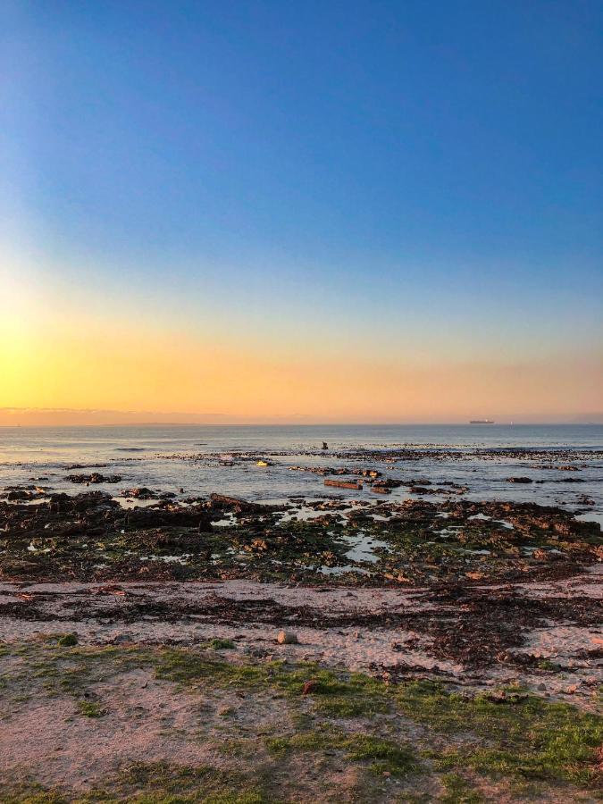 Beachfront With Stunning Ocean Views * Cape Town