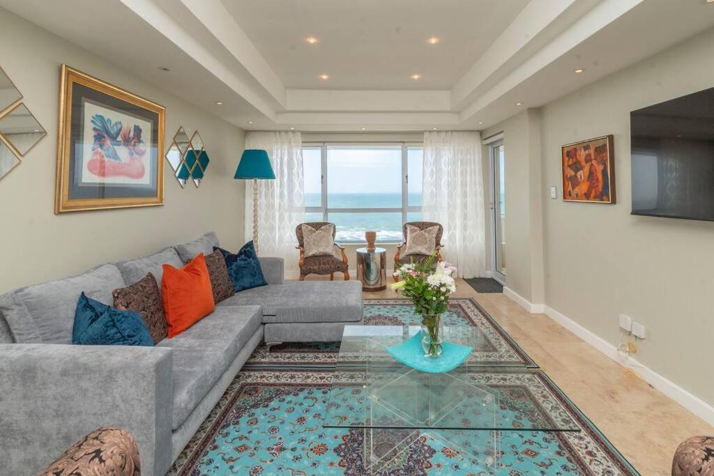Beachfront With Stunning Ocean Views