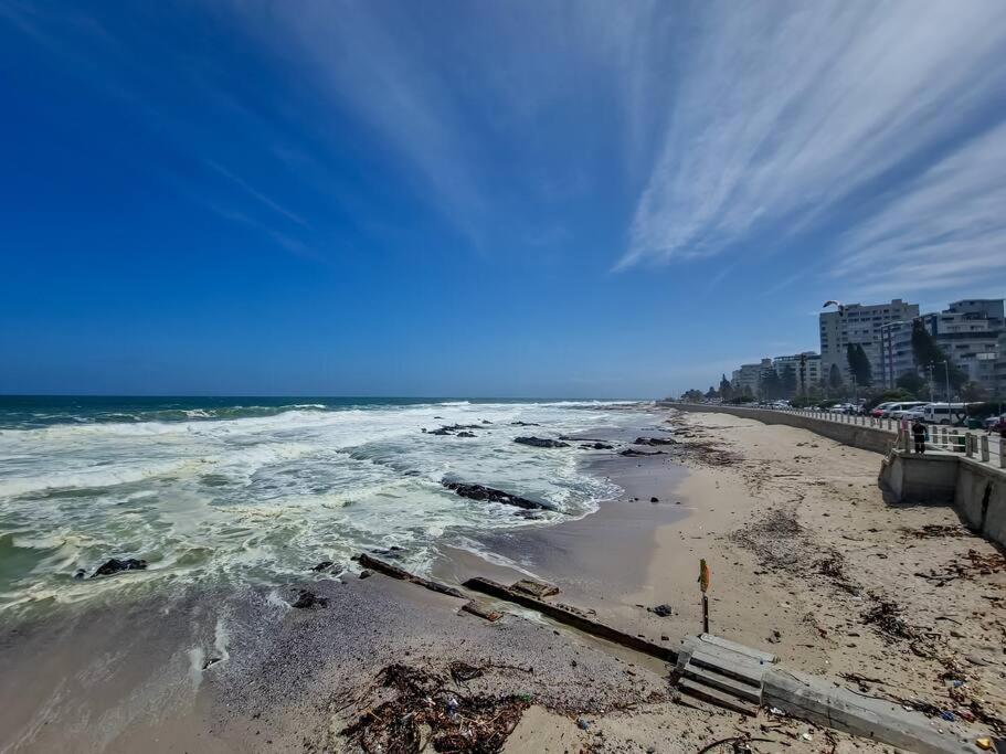 Beachfront With Stunning Ocean Views Apartment Cape Town