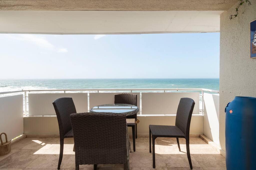 Beachfront With Stunning Ocean Views Apartment *