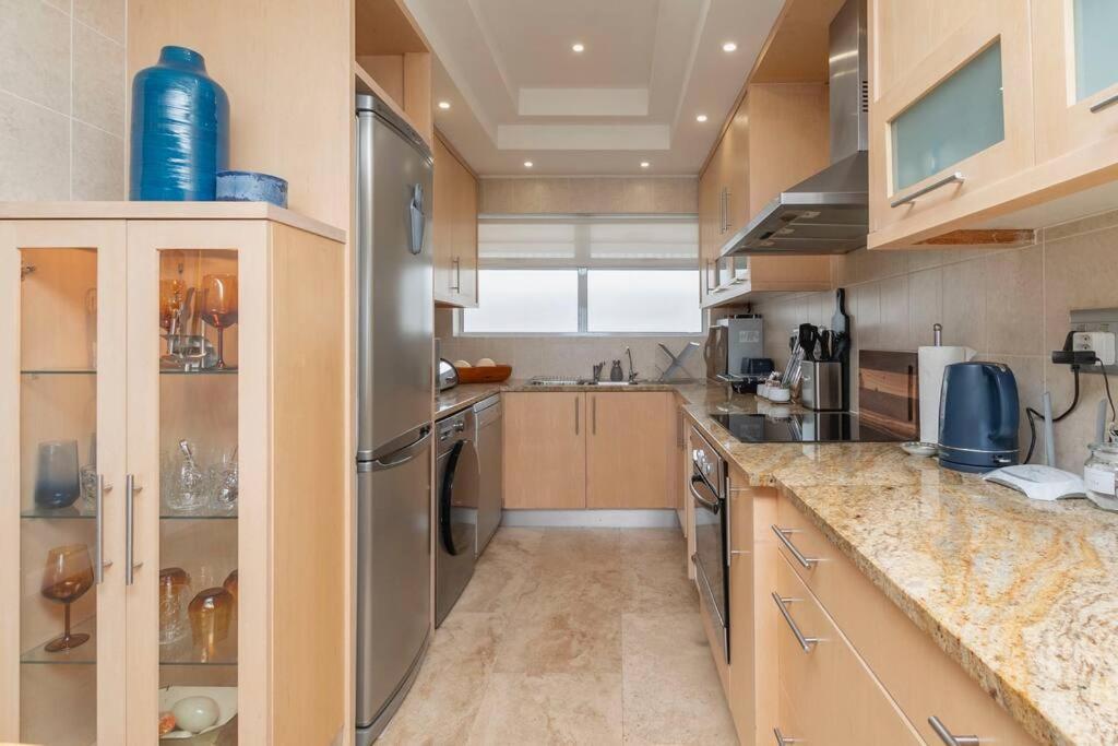 Apartamento Beachfront With Stunning Ocean Views