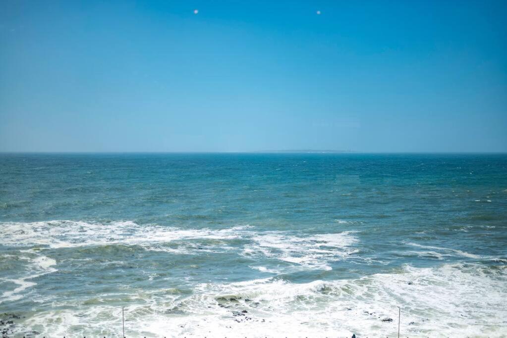 Beachfront With Stunning Ocean Views Cidade Do Cabo